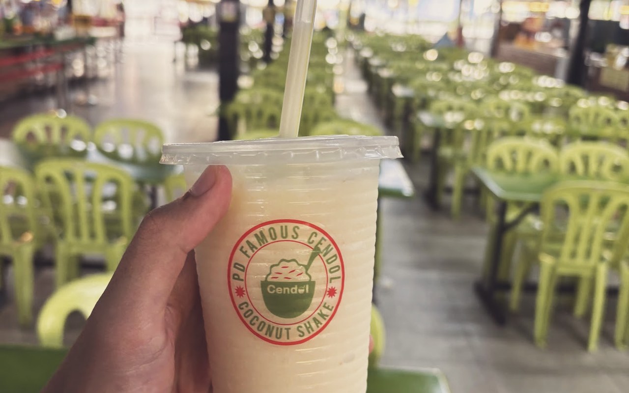 Cawan Coconut Shake sejuk berkrim PD Famous Coconut Shake PD