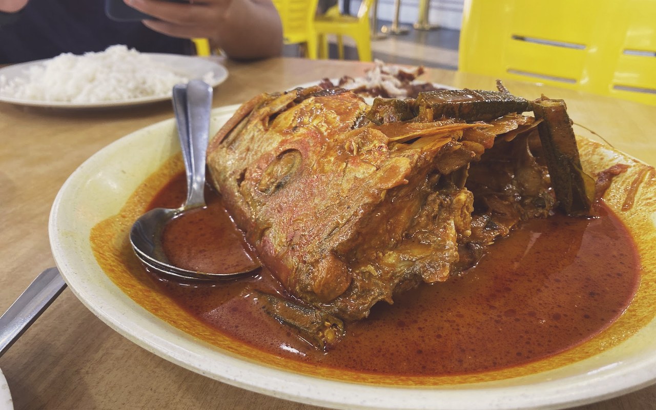Kari kepala ikan merah kuah pekat Restoran Deen Berjaya PD