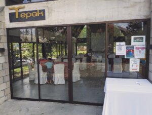 Mangkuk Hidangan Cendol Madu Rembau dengan Pulut dan Santan Segar
