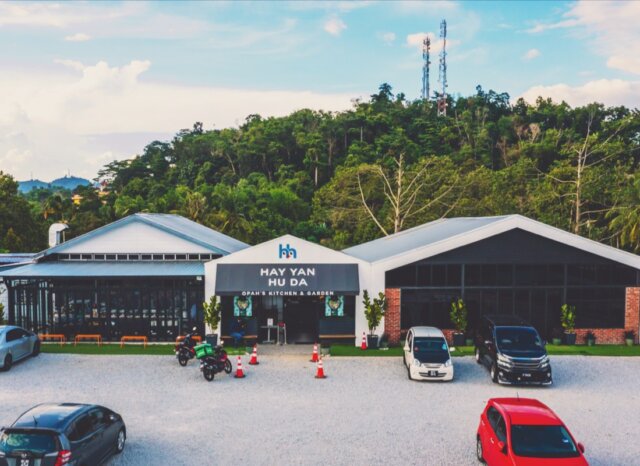 Pemandangan landskap restoran Hayyan Huda Opah's Kitchen Bukit Temiang Seremban