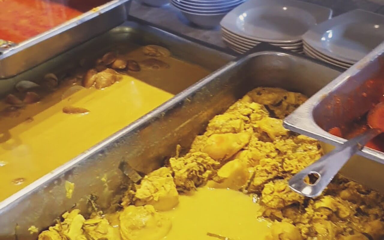 Kuah pekat masak lemak cili api daging salai Nogori