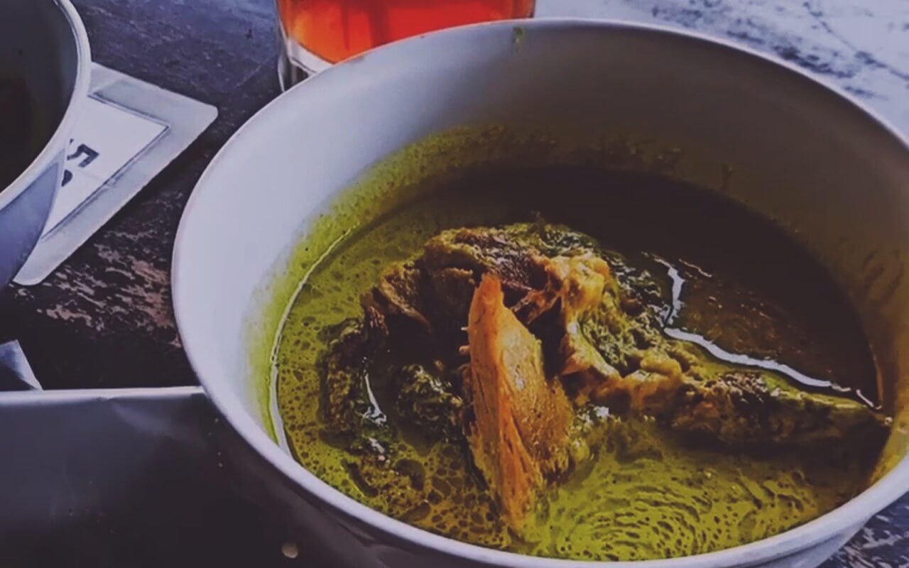 Mangkuk gulai masak lemak cili api daging salai kuah pekat Zaini Salai House