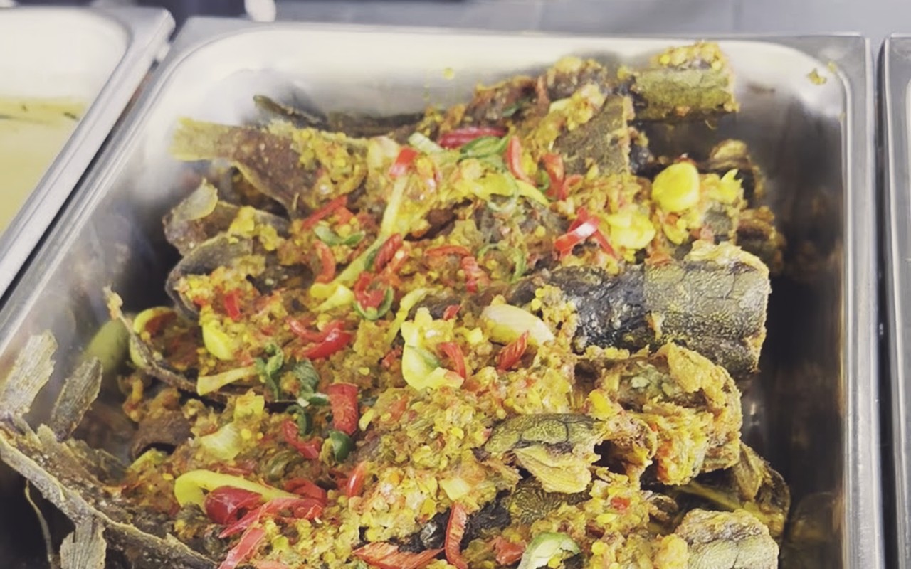 Kodai Kuwaah Tampin N9 - Dulang kawah lauk masak lemak cili api kampung pekat beraroma kunyit hidup dan serai segar.
